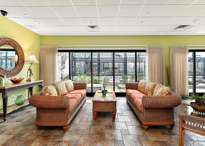 Holiday home Direct Ocean Front Views From Your Private Balcony And Renovated In Towers!
